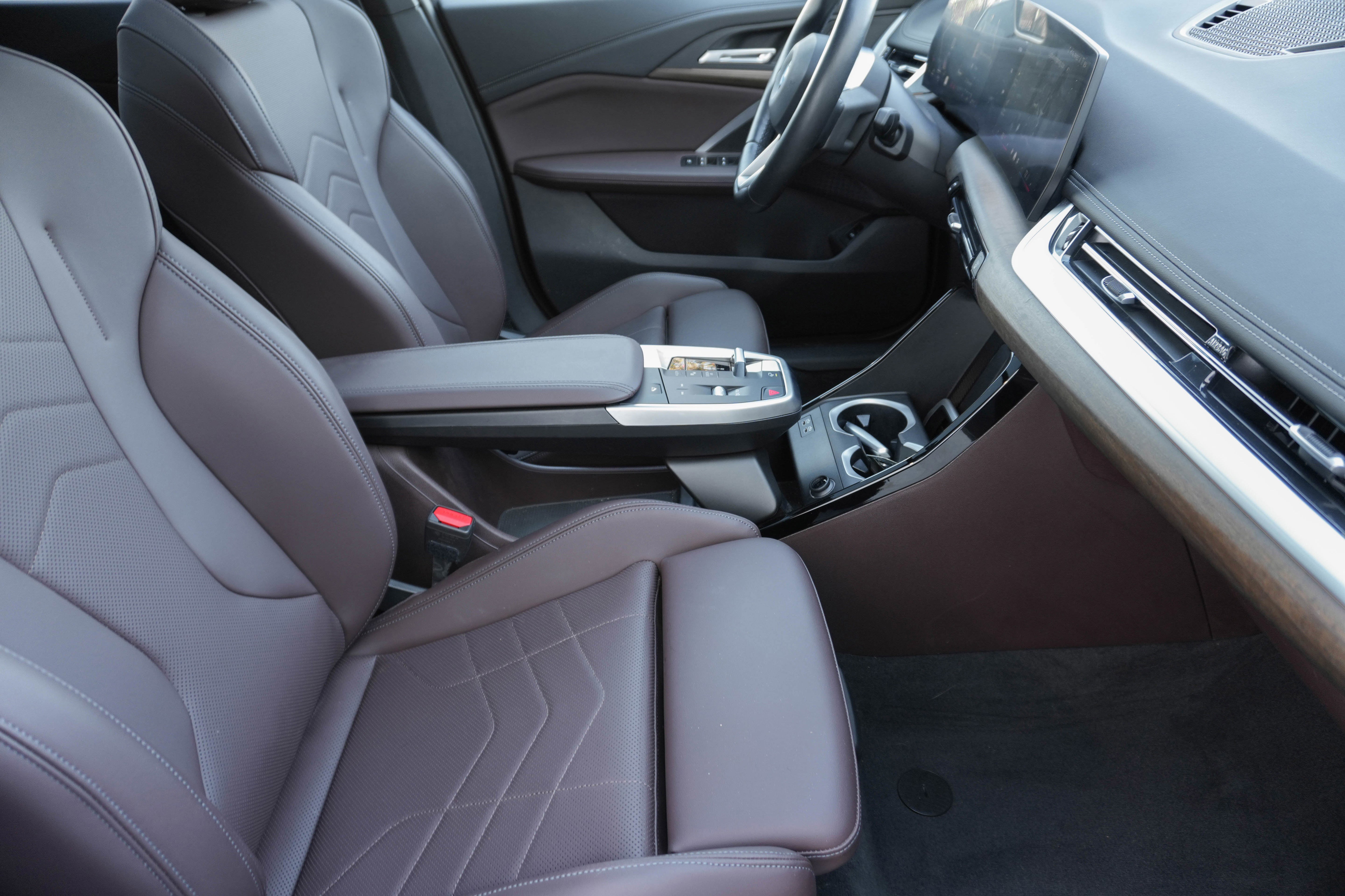 Certified 2025 BMW X1 xDrive28i image 13