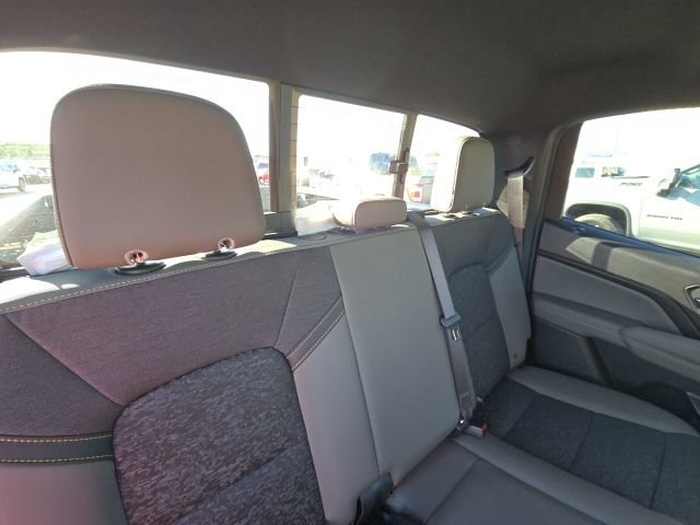 Used 2024 Chevrolet Colorado ZR2 image 14