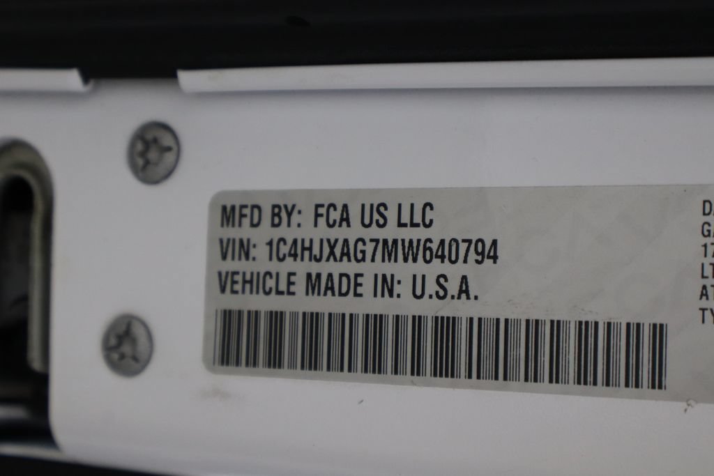 Used 2021 Jeep Wrangler Sport AWD/4WD image 38