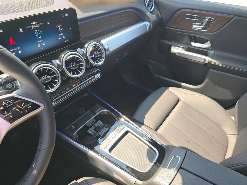 New 2026 Mercedes-Benz GLB 250 4MATIC image 30