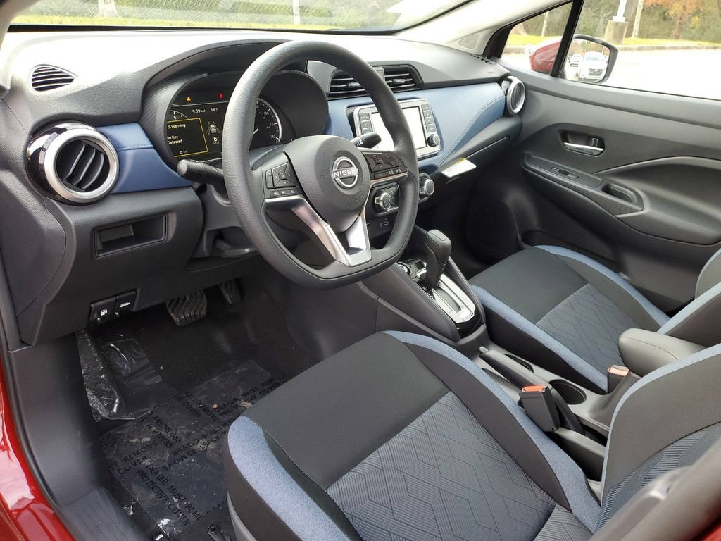 New 2025 Nissan Versa SV w/ Trunk Package FWD image 17