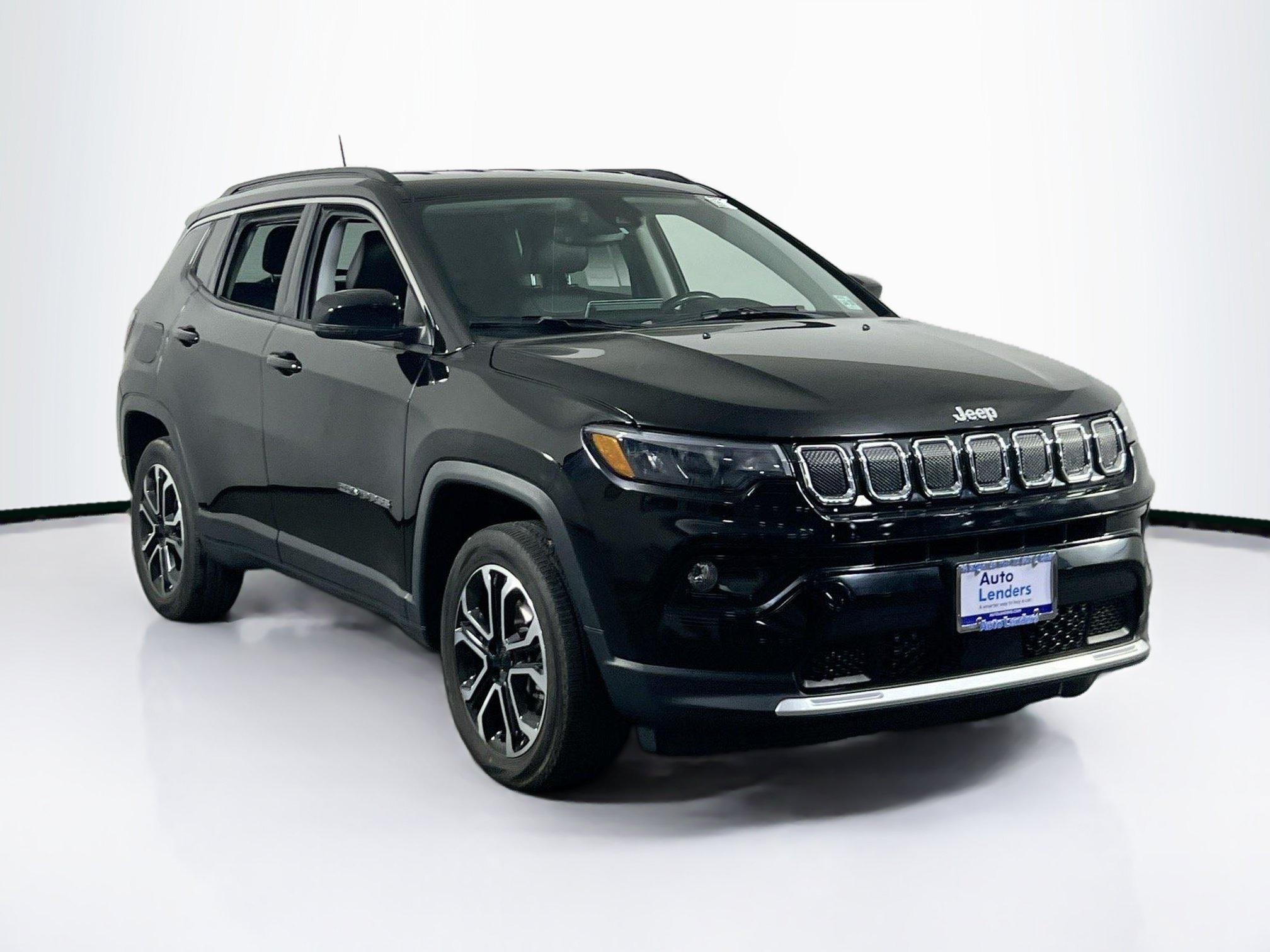 Used 2022 Jeep Compass Limited AWD/4WD image 3