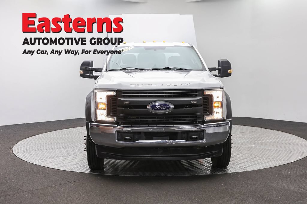 Used 2017 Ford F550 4x4 Crew Cab Super Duty image 2