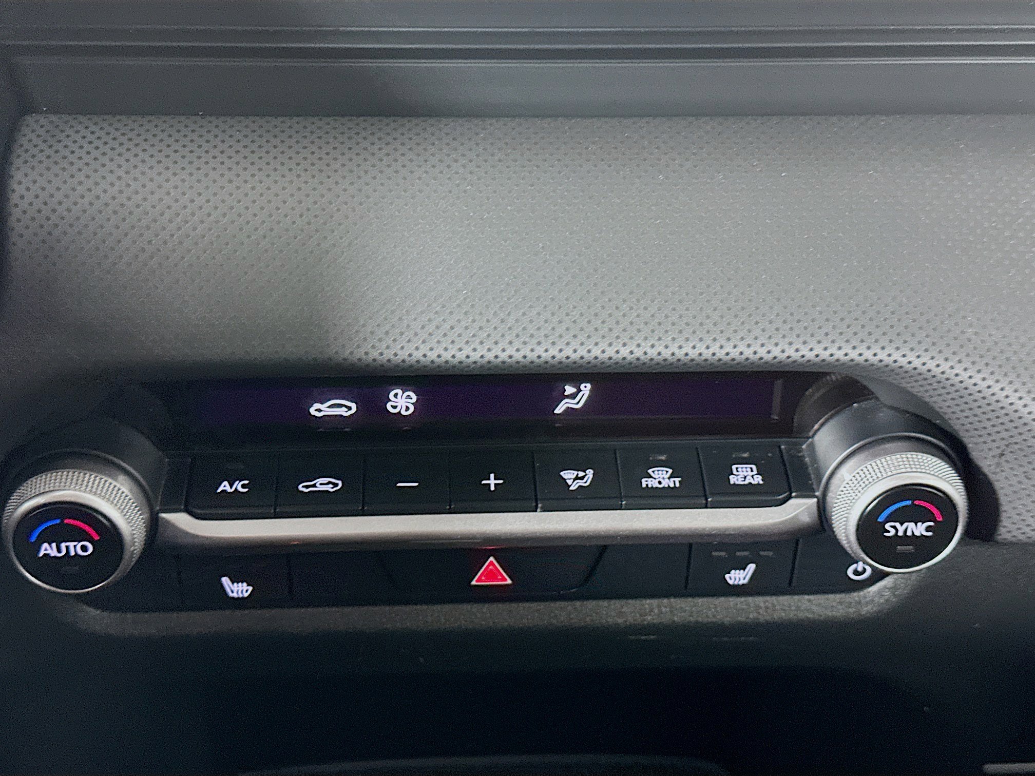 Used 2024 MAZDA CX-50 AWD 2.5 S w/ Preferred Package image 24