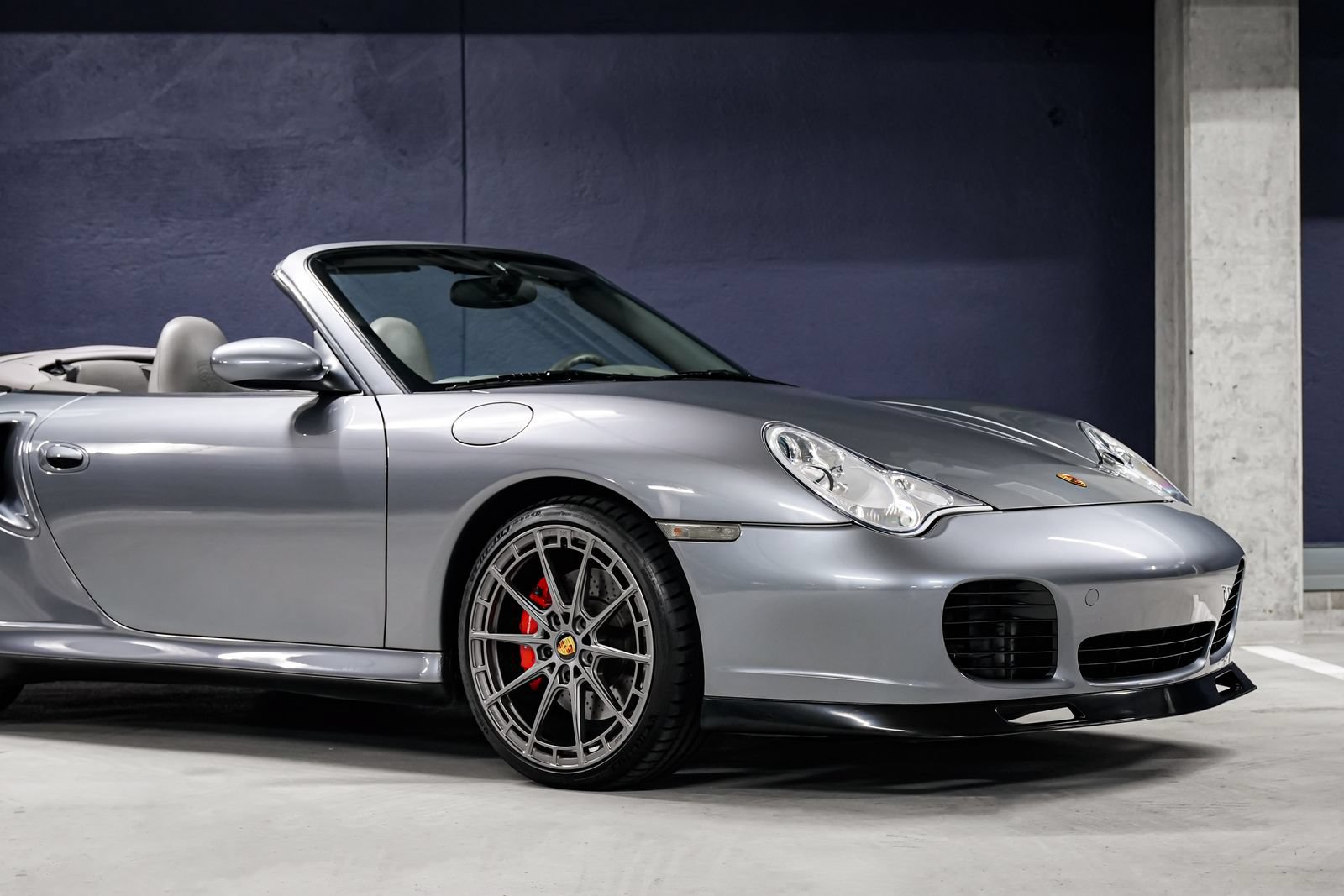 Used 2004 Porsche 911 Turbo AWD/4WD image 41