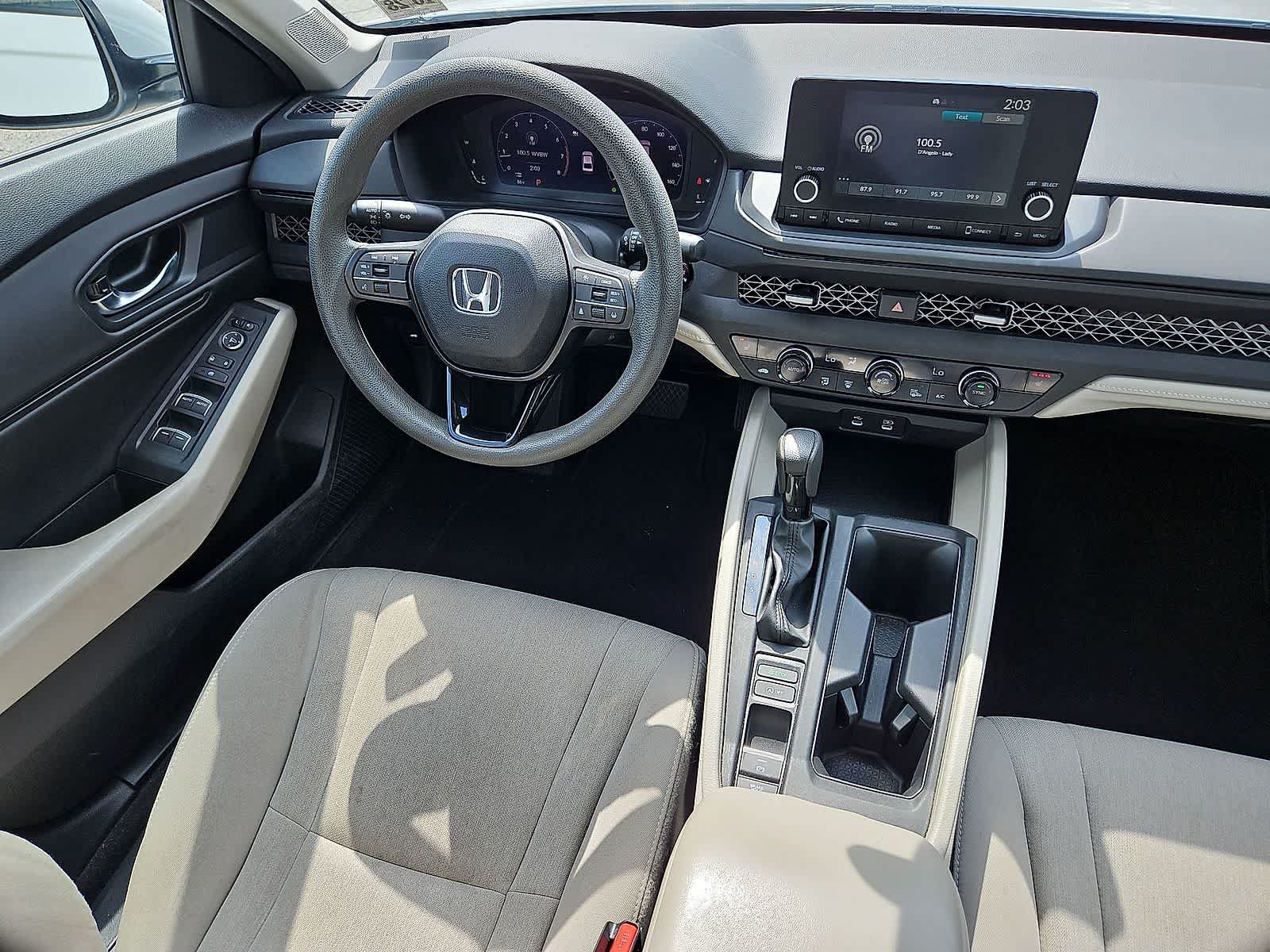 Used 2023 Honda Accord EX image 10