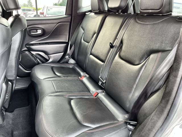 Used 2021 Jeep Renegade Trailhawk AWD/4WD image 26
