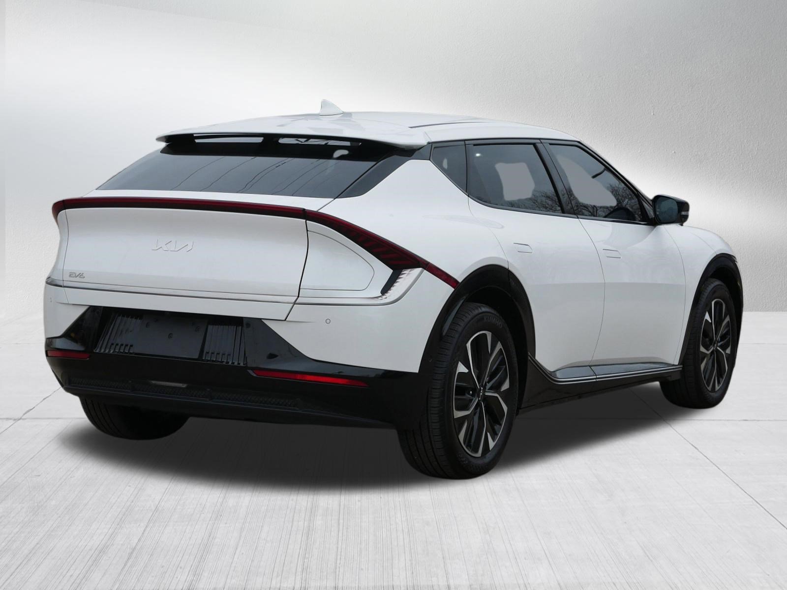 Certified 2024 Kia EV6 Wind w/ Wind Technology Package AWD/4WD image 7