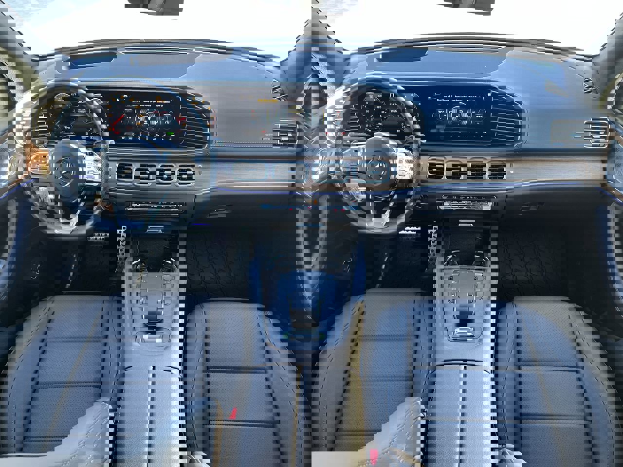 Used 2023 Mercedes-Benz GLS 450 4MATIC image 29