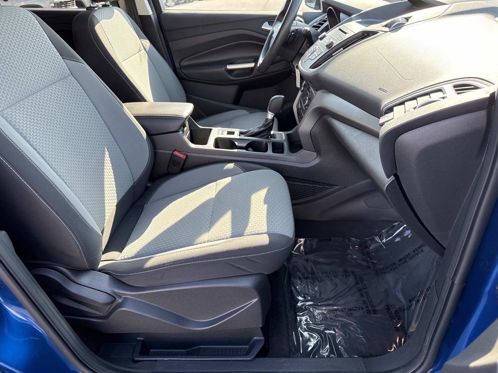 Used 2017 Ford Escape SE image 19