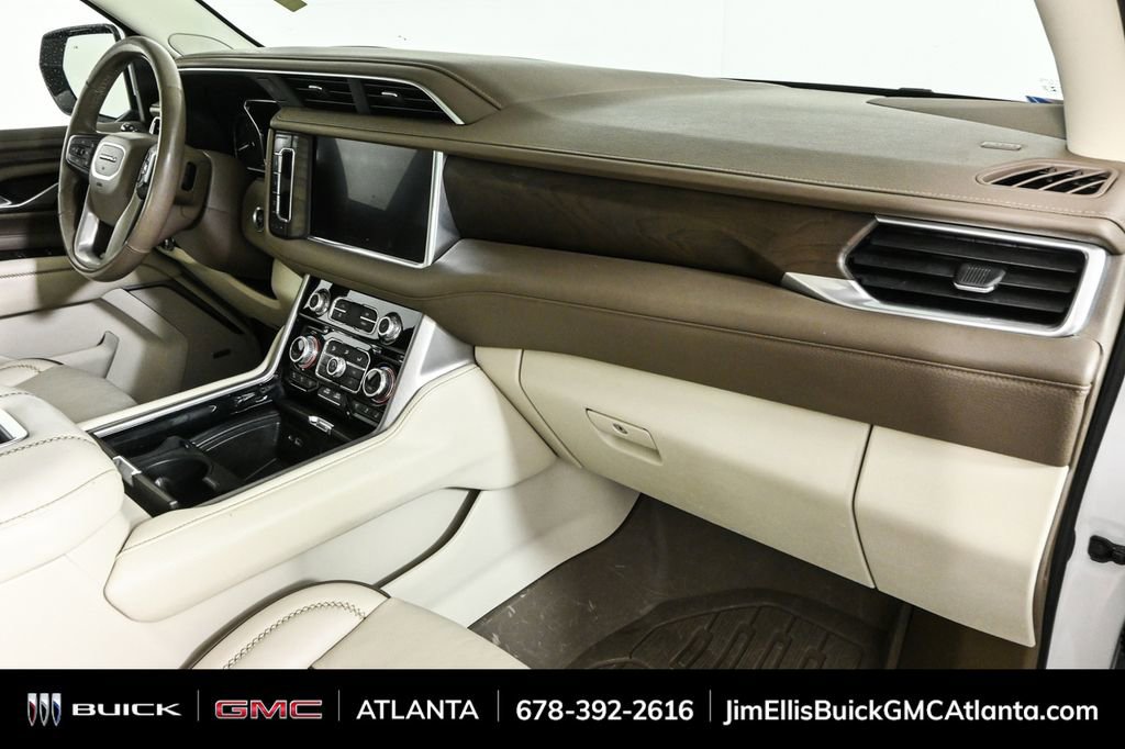 Used 2021 GMC Yukon Denali w/ Denali Premium Package image 26