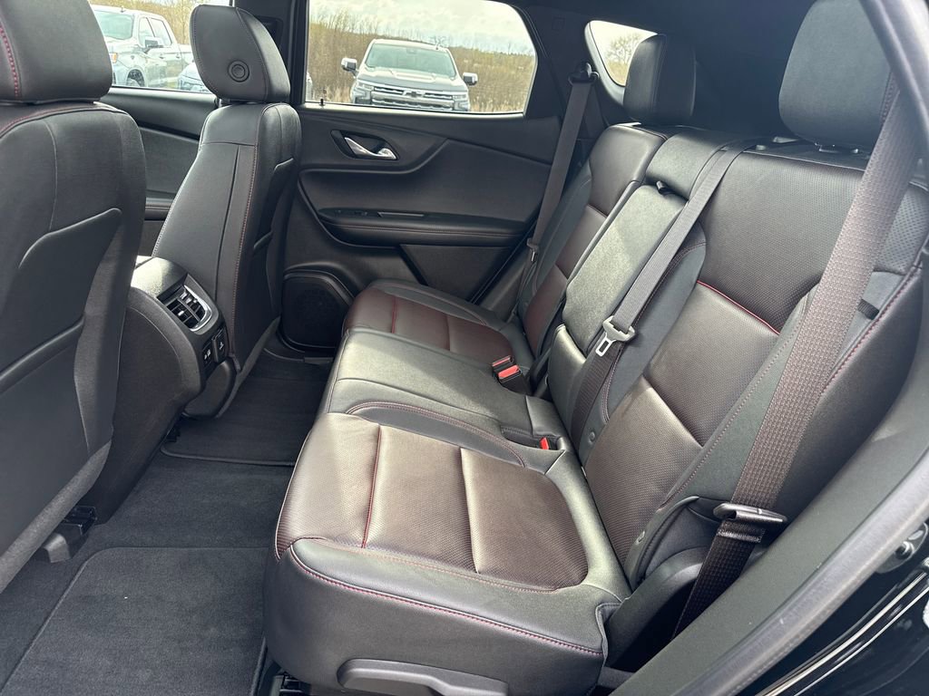 Certified 2024 Chevrolet Blazer RS w/ Driver Confidence II Package image 30