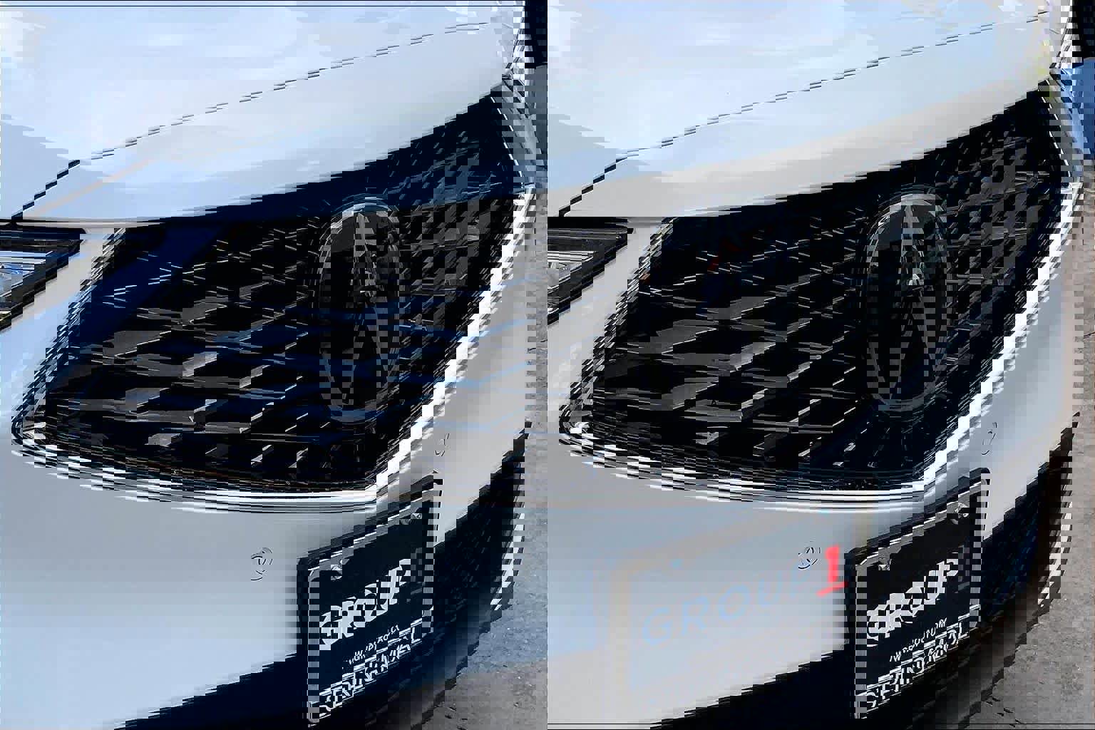 Certified 2025 Acura MDX SH-AWD w/ Technology Package image 28