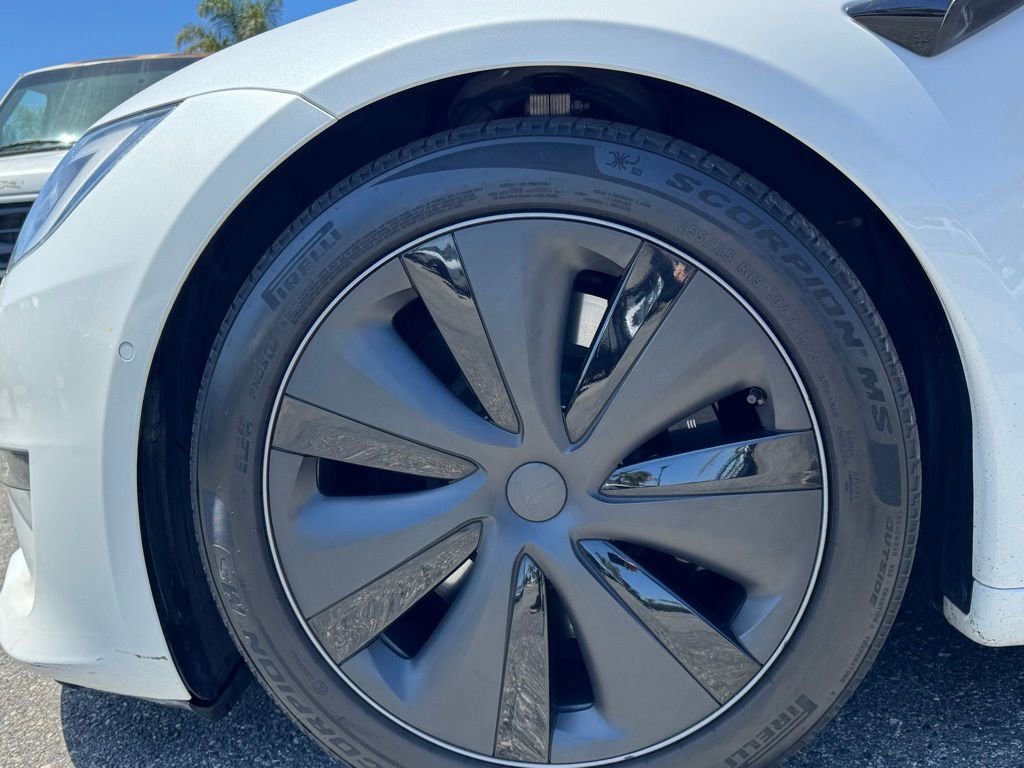 Used 2022 Tesla Model S AWD/4WD image 9