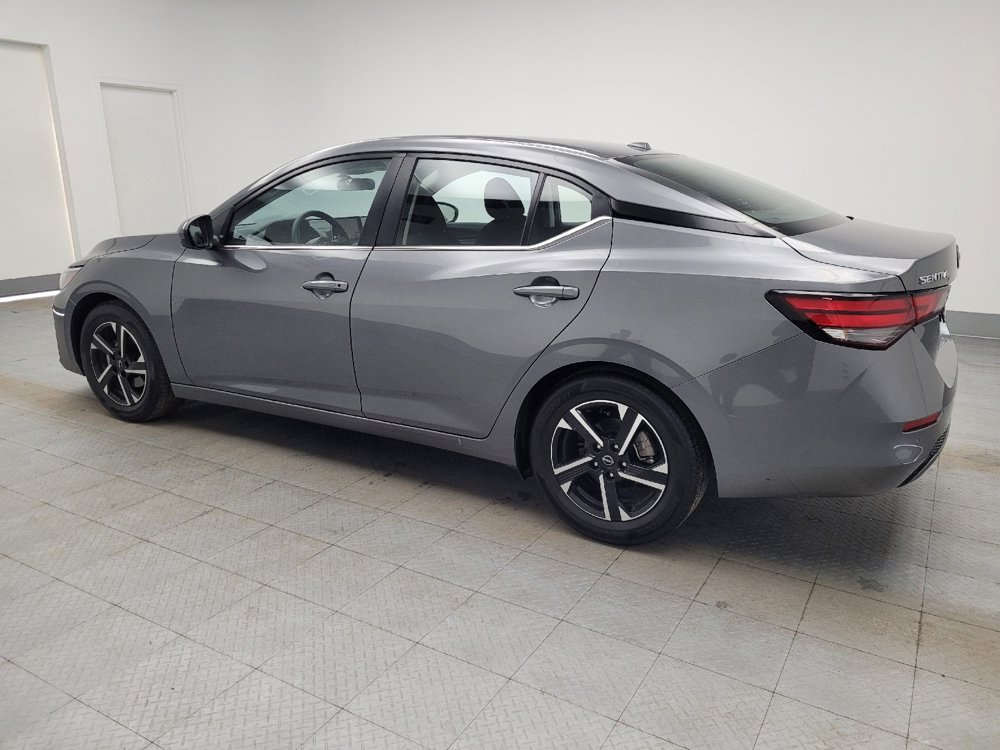 Used 2025 Nissan Sentra SV image 3