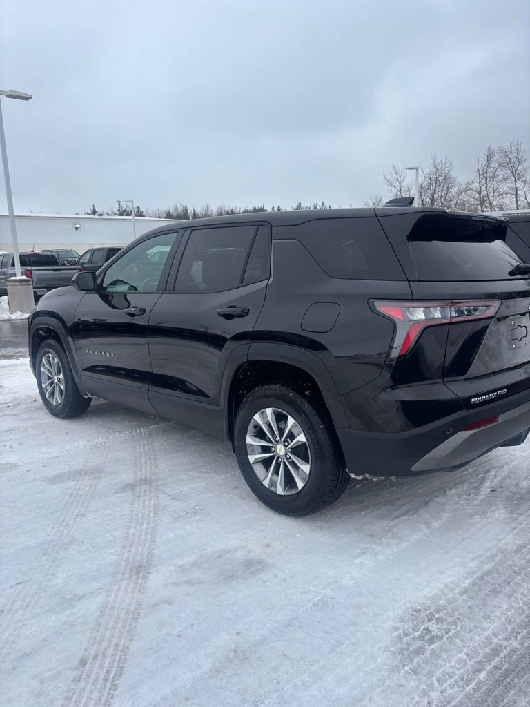 Used 2025 Chevrolet Equinox LT AWD/4WD image 26
