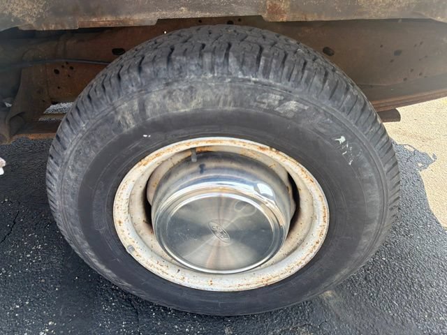 Used 2006 Ford E-250 and Econoline 250 RWD image 23
