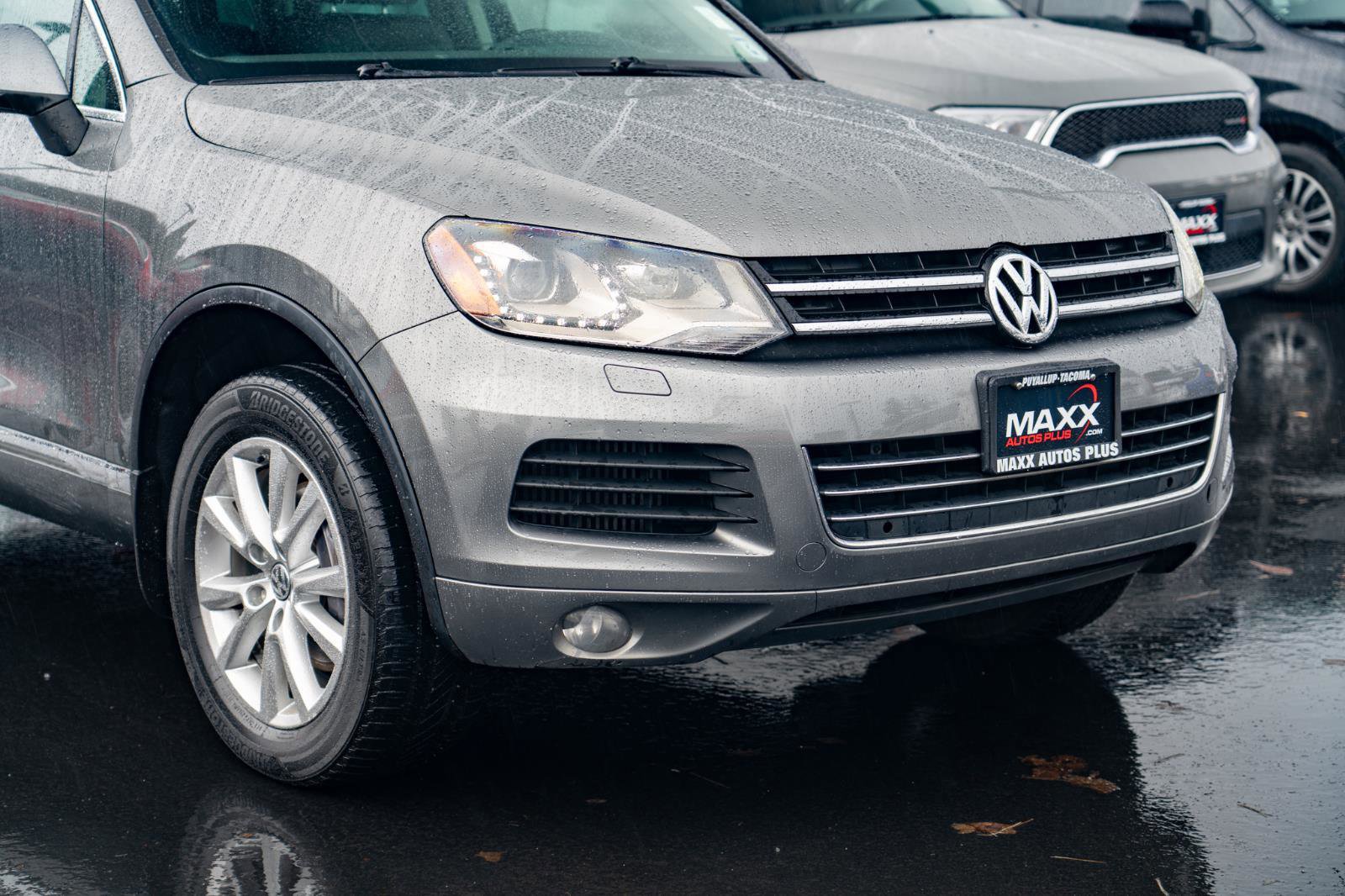Used 2014 Volkswagen Touareg Sport AWD/4WD image 6