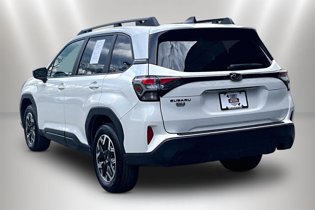 Certified 2026 Subaru Forester Premium AWD/4WD image 4