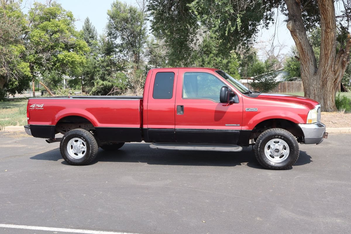 Used 2001 Ford F250 Lariat AWD/4WD image 3