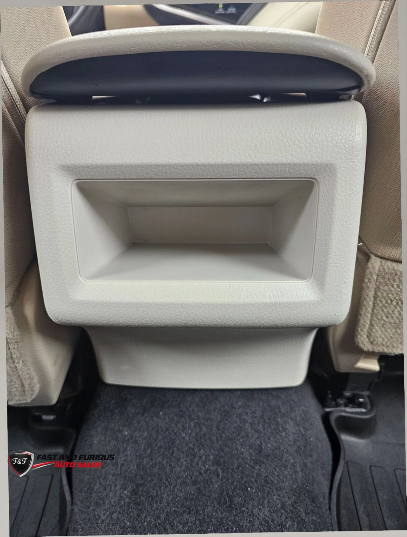 Used 2021 Toyota Camry LE FWD image 9