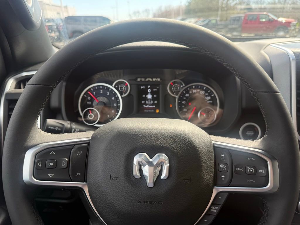 New 2026 RAM 1500 Big Horn AWD/4WD image 21