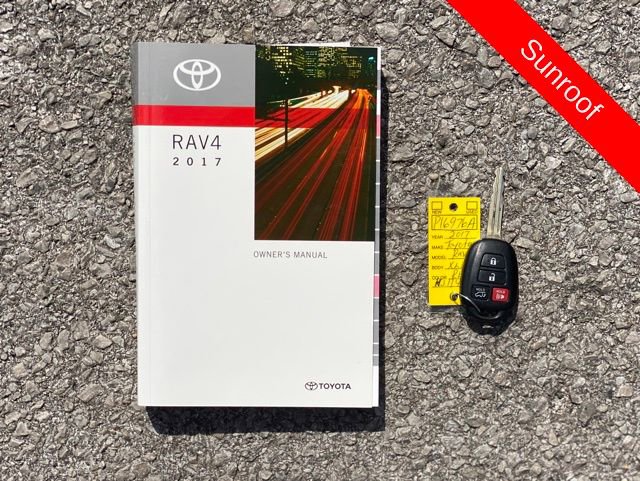 Used 2017 Toyota RAV4 XLE FWD image 47