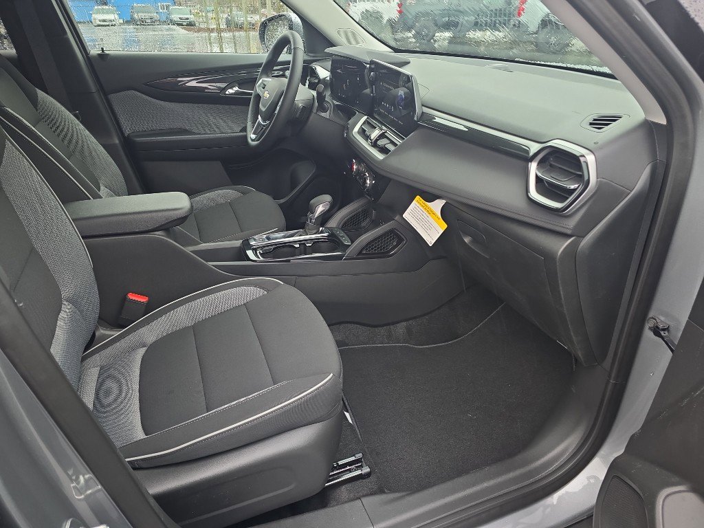 New 2026 Chevrolet TrailBlazer LT w/ LT Cold Weather Package image 16