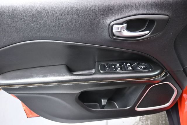 Used 2018 Jeep Compass Sport w/ Cold Weather Group AWD/4WD image 13