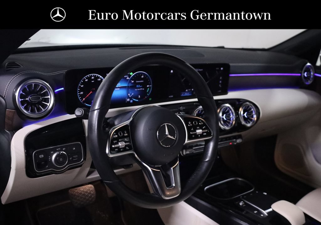 Used 2023 Mercedes-Benz CLA 250 4MATIC image 42