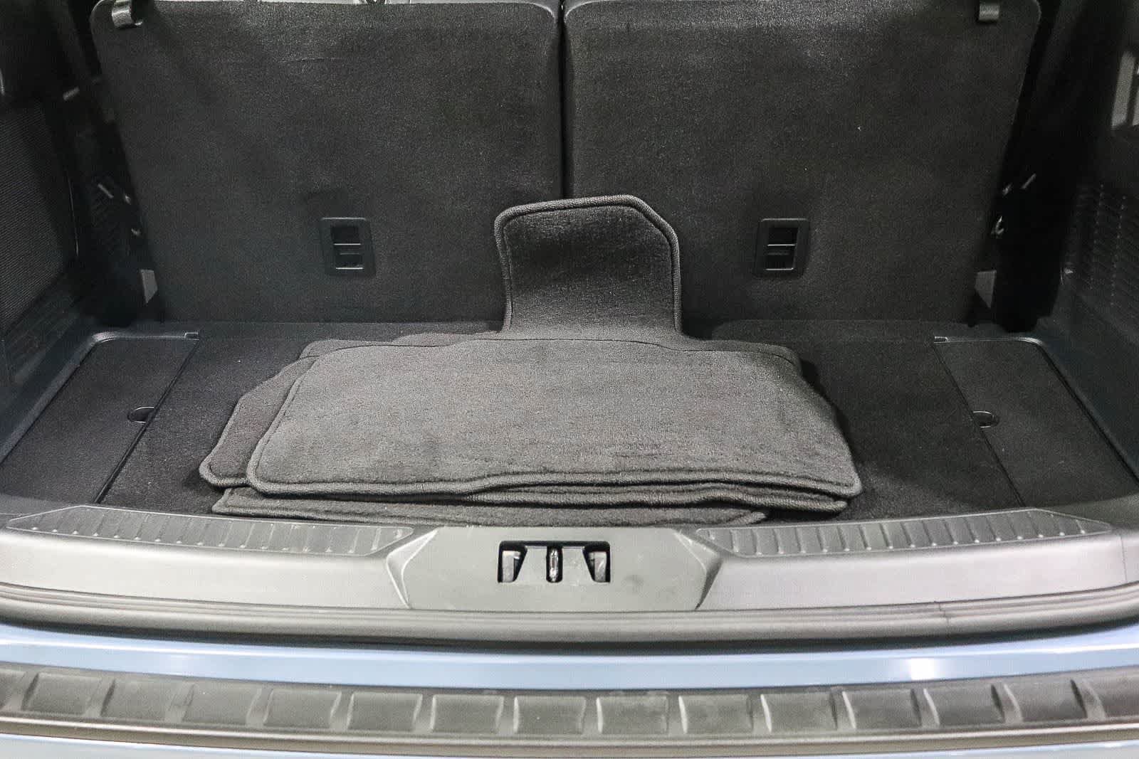 Used 2025 Ford Explorer ST RWD image 27