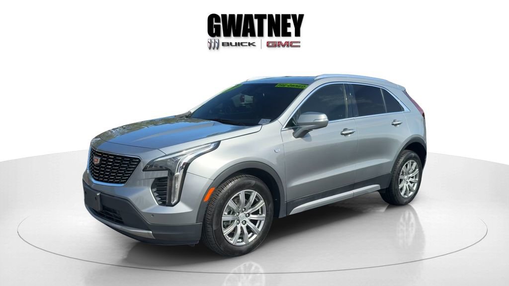 Used 2023 Cadillac XT4 Premium Luxury image 3