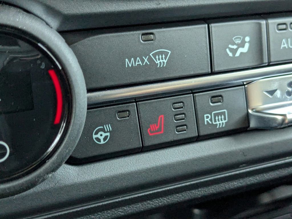 New 2025 Ford Bronco Badlands image 23