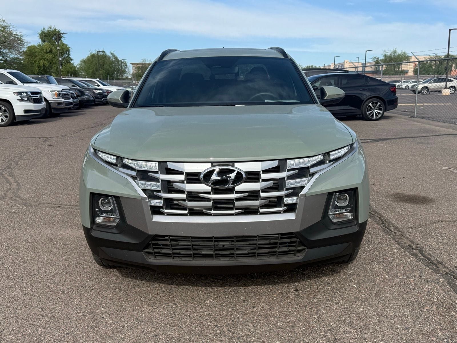 Used 2023 Hyundai Santa Cruz SEL w/ Activity Package image 2