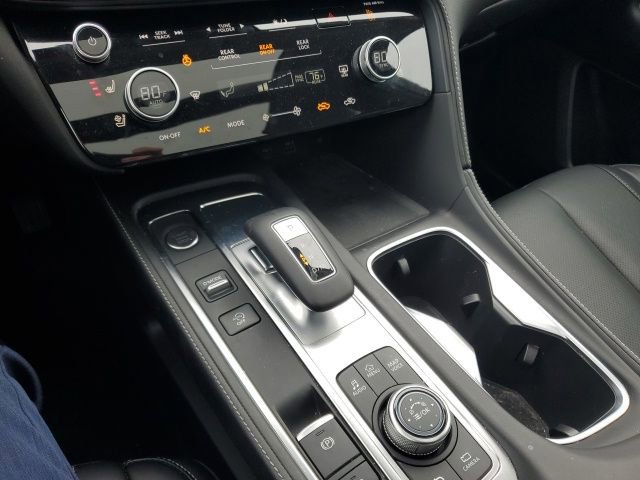 Used 2023 INFINITI QX60 Luxe w/ Performance Audio Package image 31