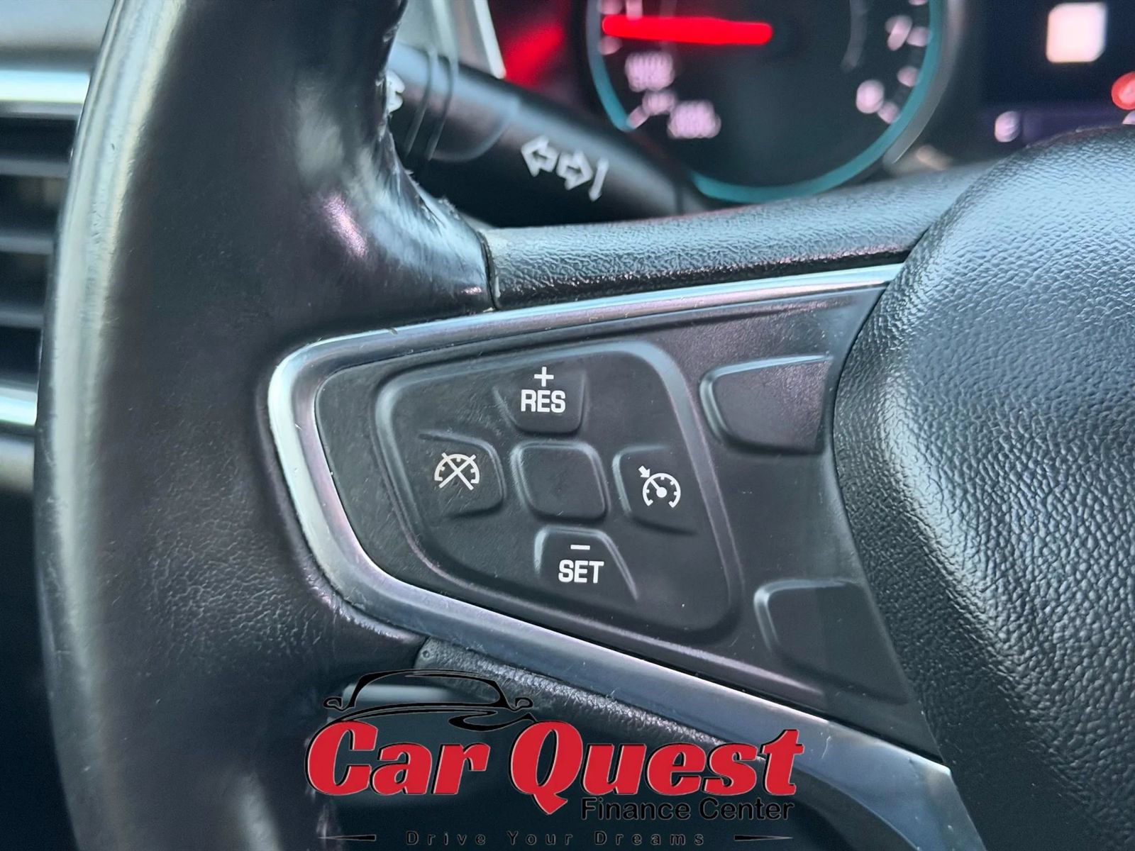 Used 2019 Chevrolet Equinox LT FWD image 31