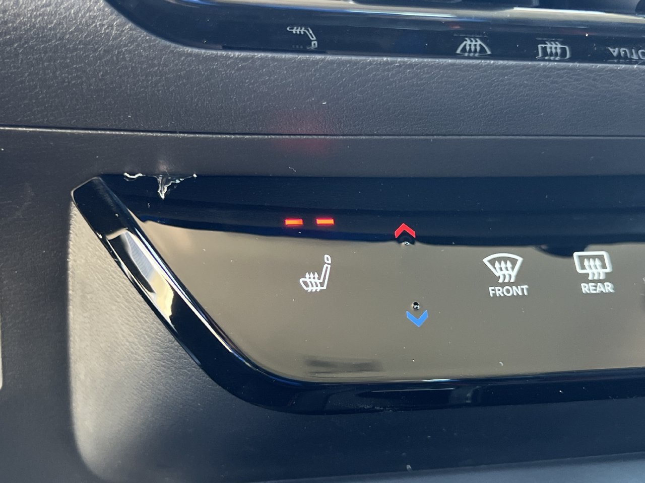New 2027 Nissan Kicks SR AWD/4WD image 11