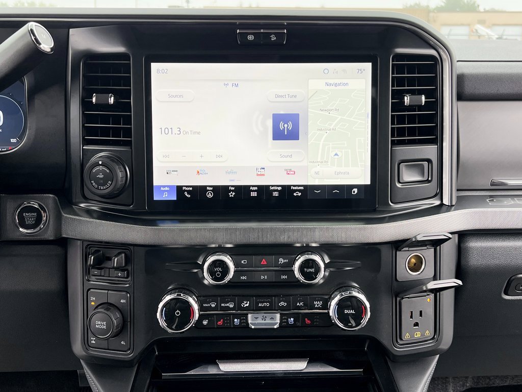 Used 2025 Ford F250 Platinum image 23