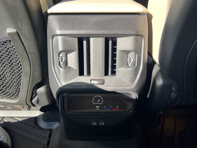 Used 2025 BMW X3 xDrive30i w/ Convenience Package image 23