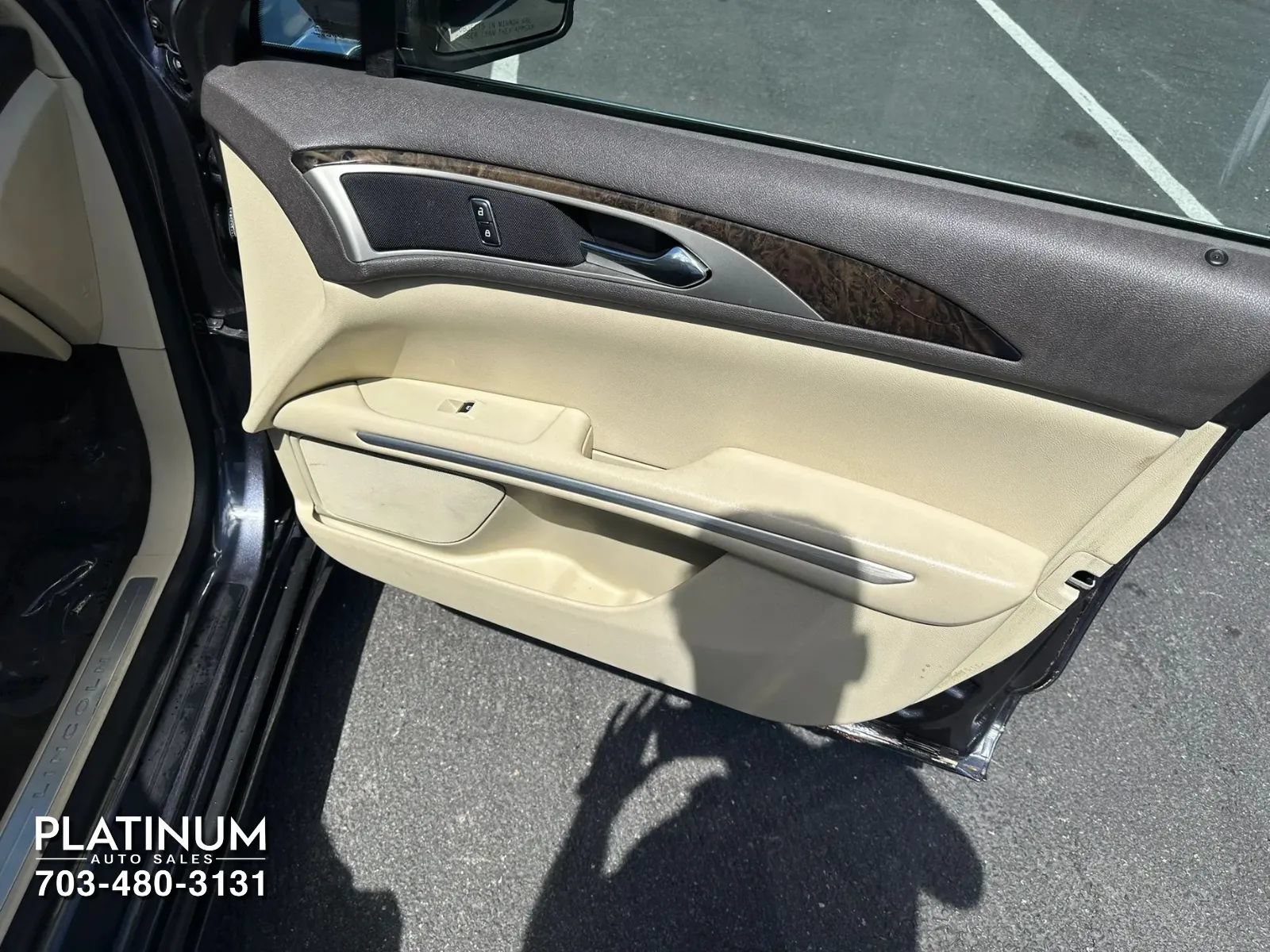 Used 2013 Lincoln MKZ Hybrid FWD image 17