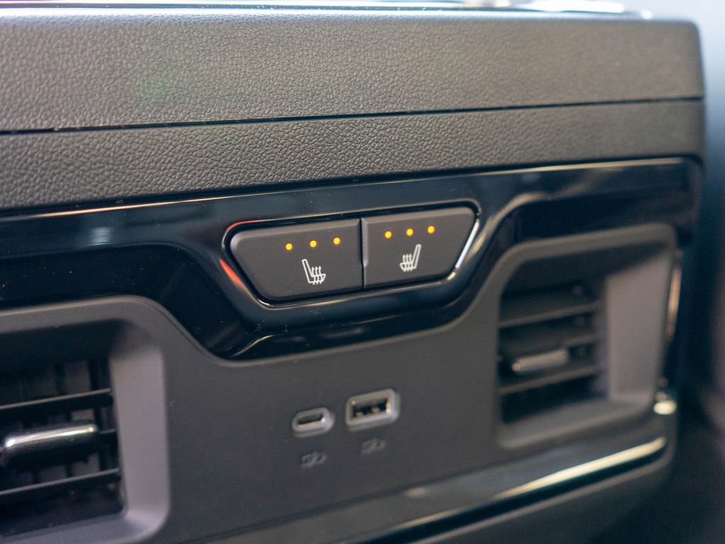 New 2026 GMC Sierra 2500 AT4X AWD/4WD image 15