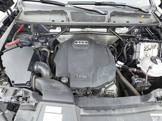 Used 2020 Audi Q5 2.0T Premium w/ Titanium Sport Package AWD/4WD image 29