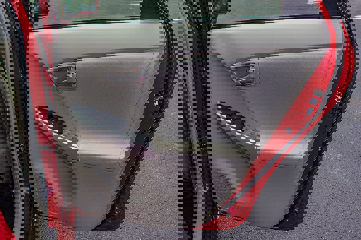 Used 2015 Toyota Prius Three FWD image 19