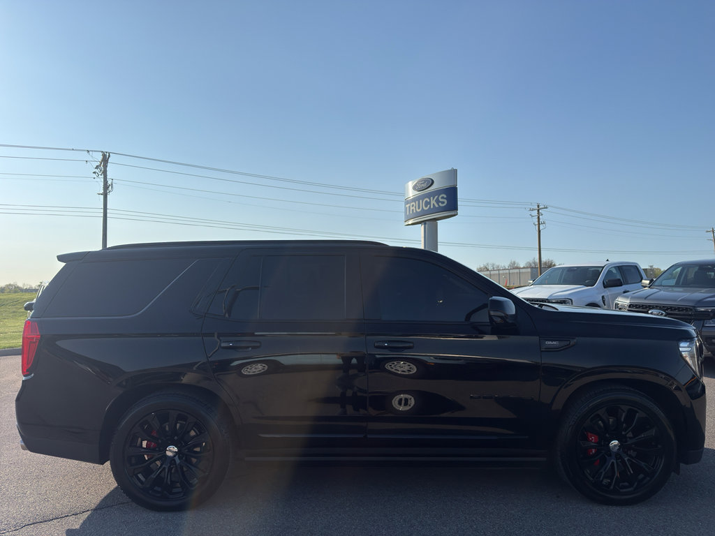 Used 2023 GMC Yukon Denali AWD/4WD image 4