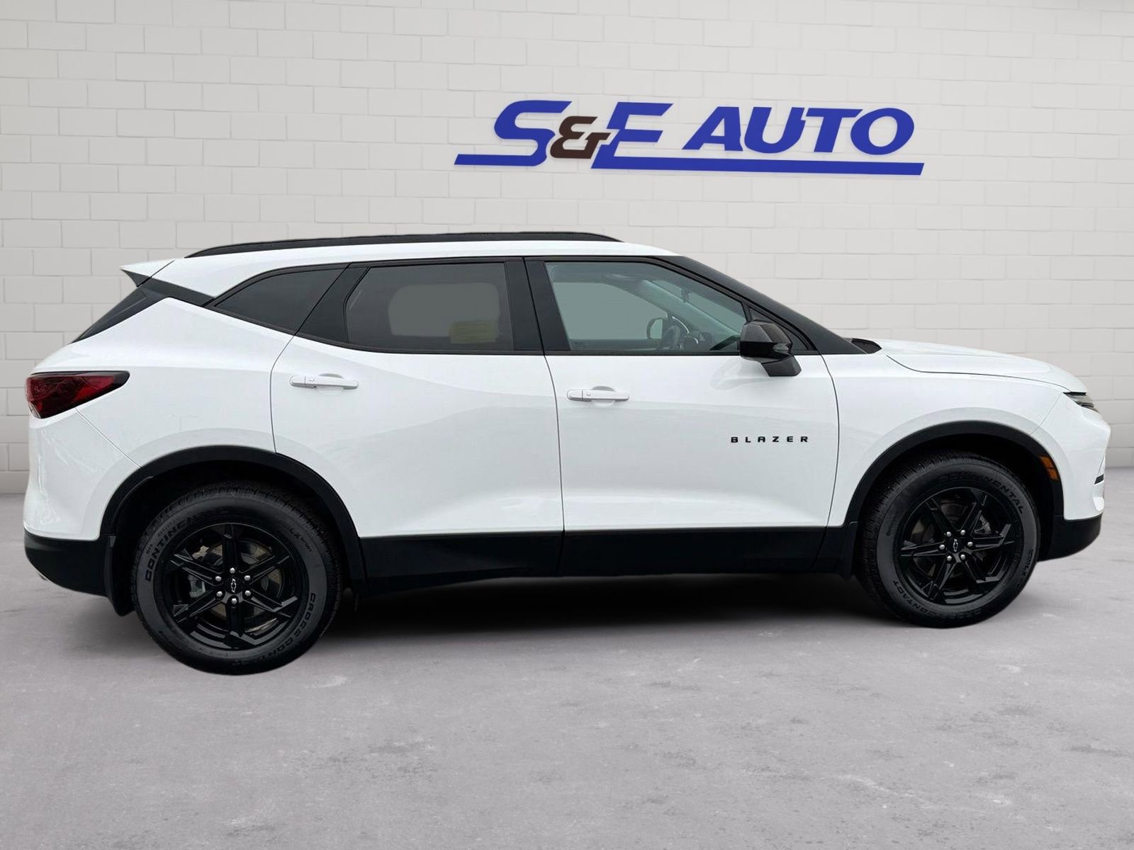 Used 2023 Chevrolet Blazer LT w/ Midnight/Sport Edition AWD/4WD image 6