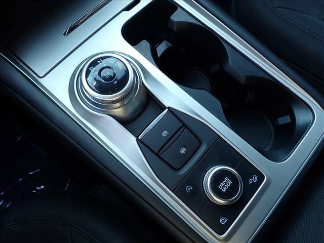 Used 2020 Ford Explorer XLT AWD/4WD image 18