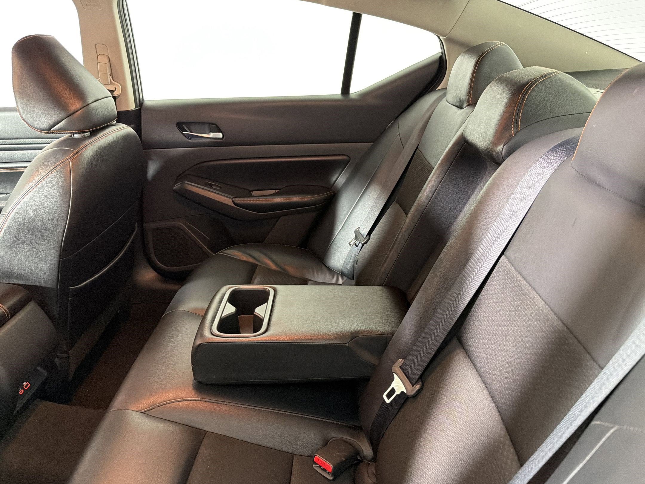 Used 2022 Nissan Altima 2.5 SR FWD image 31