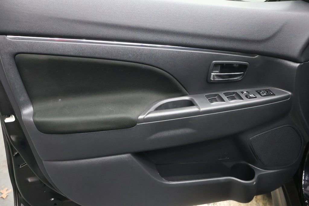 Used 2024 Mitsubishi Outlander Sport AWD image 15