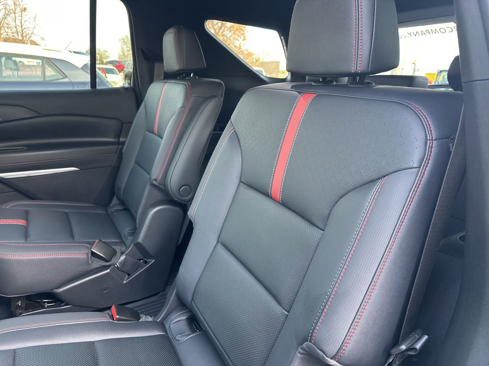 Used 2024 Chevrolet Traverse RS AWD/4WD image 20