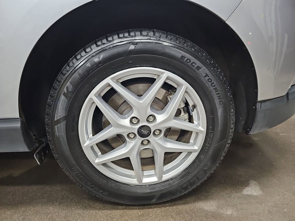 Used 2024 Ford Edge SEL image 30